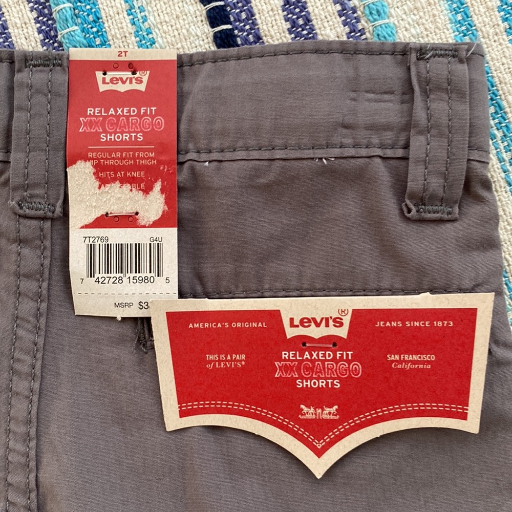 NWT Levi’s relaxed fit xx cargo shorts size 2 Toddler - Picture 5 of 9